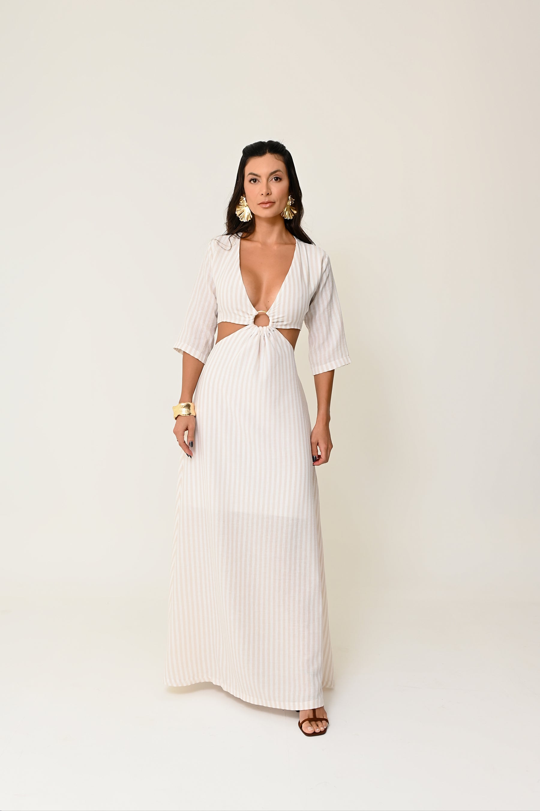 Vestido Longo Listrado com Argola Dourada - Estilo Sofisticado e Confortável