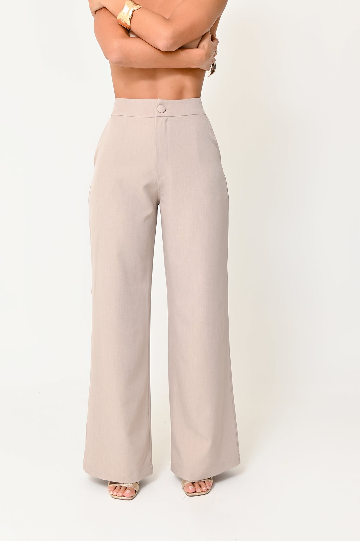 Calça Wide Leg Alfaiataria - Elegância e Conforto para o Seu Estilo