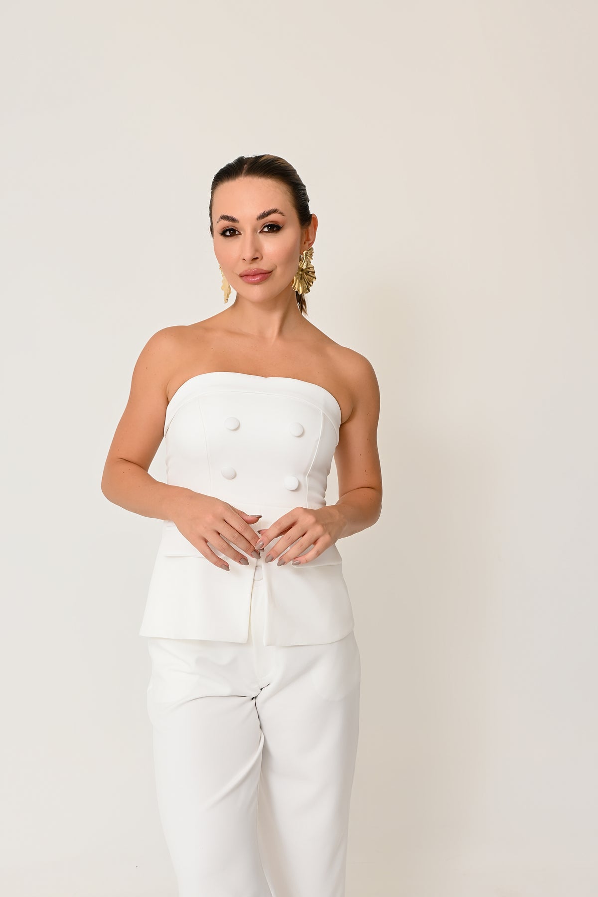 Blusa Tomara que Caia Peplum - Elegância e Sofisticação