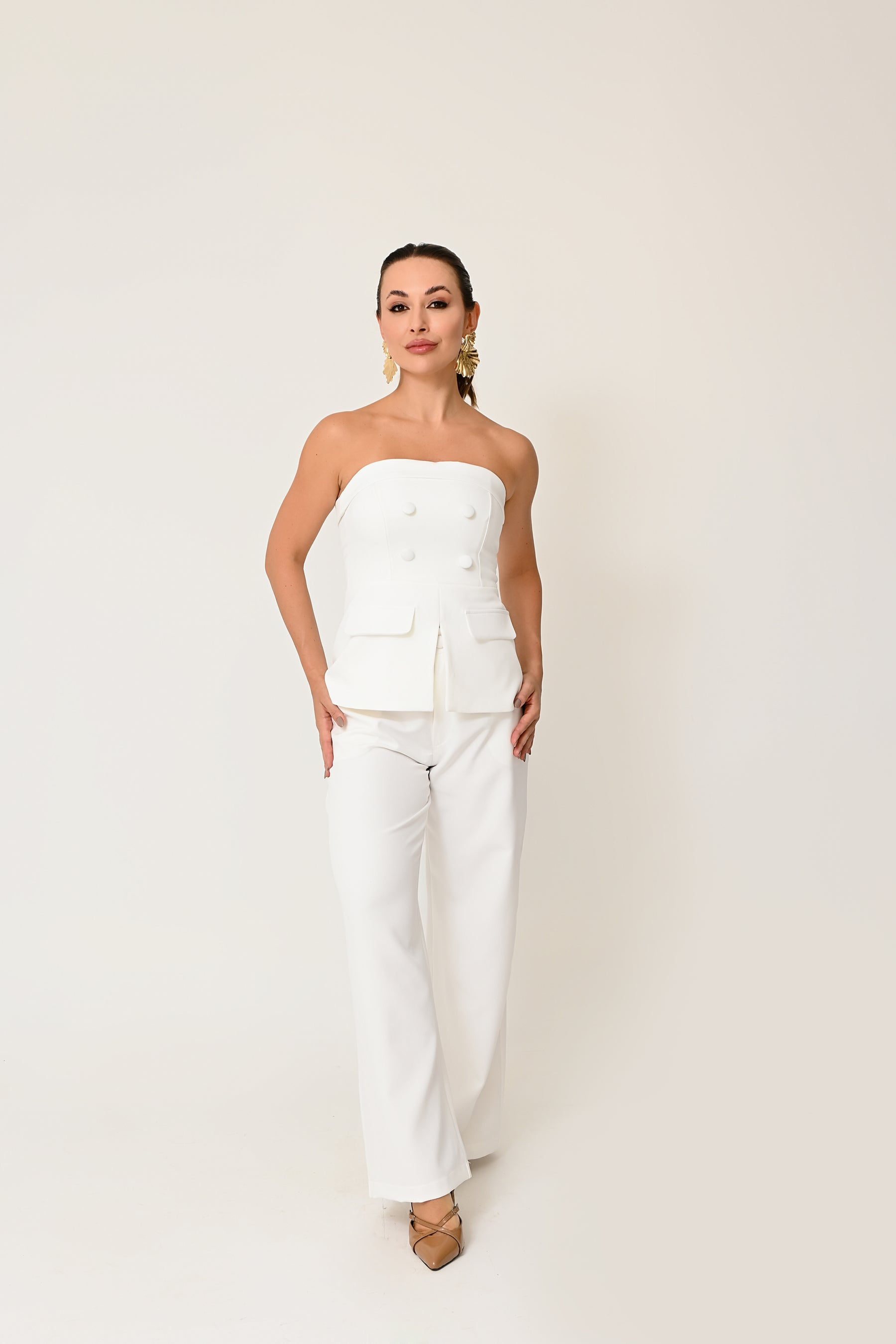 Blusa Tomara que Caia Peplum - Elegância e Sofisticação