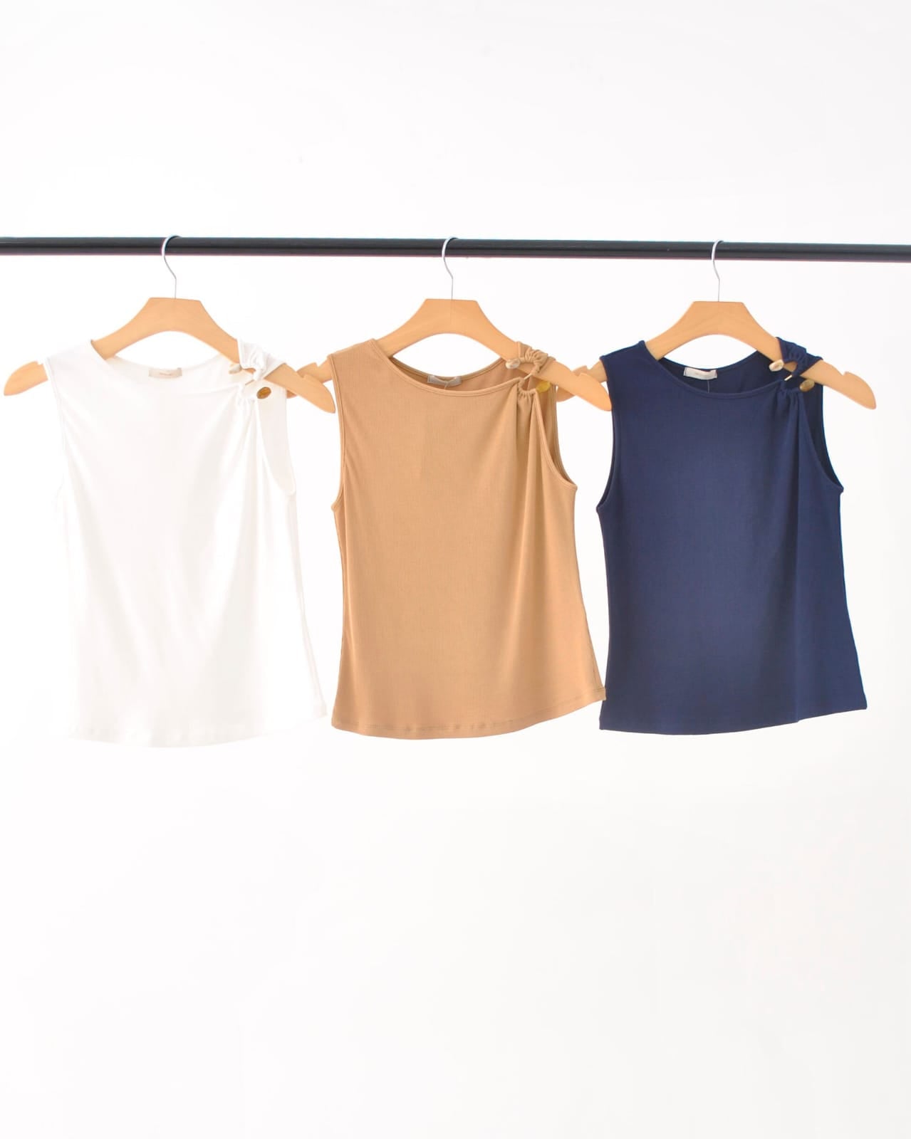 Blusa Canela com Pedraria