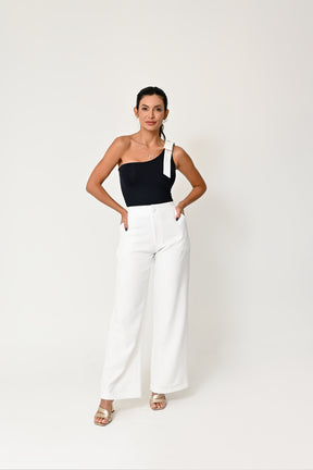 Calça Wide Leg Alfaiataria - Elegância e Conforto para o Seu Estilo