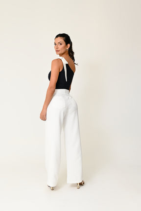 Calça Wide Leg Alfaiataria - Elegância e Conforto para o Seu Estilo