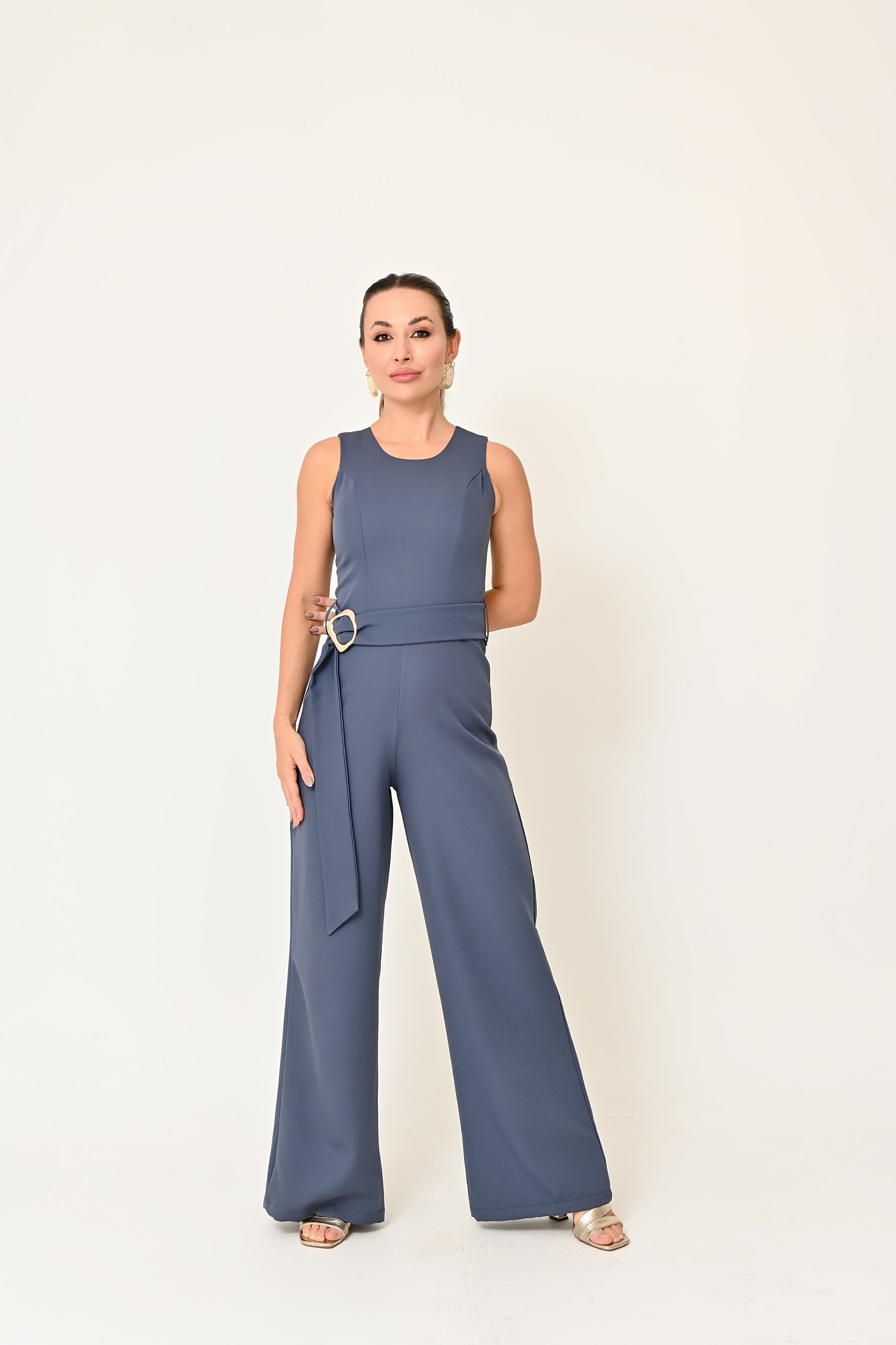 Macacão Alfaiataria com Cinto - Elegância e Sofisticação