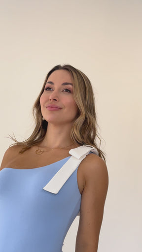 Body com Laço Removível - Estilo e Versatilidade em Uma Só Peça