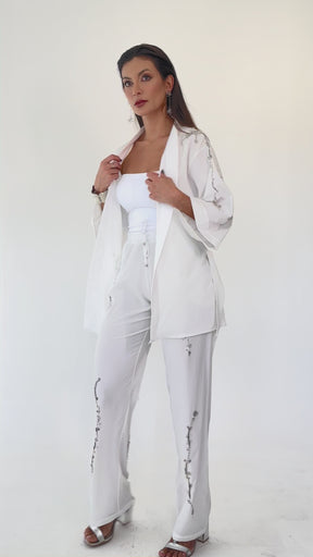 Quimono Bordado Feminino com Cinto - Elegância e Sofisticação