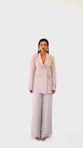 Blazer Alongado Alfaiataria com Botões Dourados - Elegância e Sofisticação