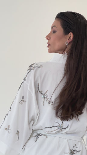 Quimono Bordado Feminino com Cinto - Elegância e Sofisticação